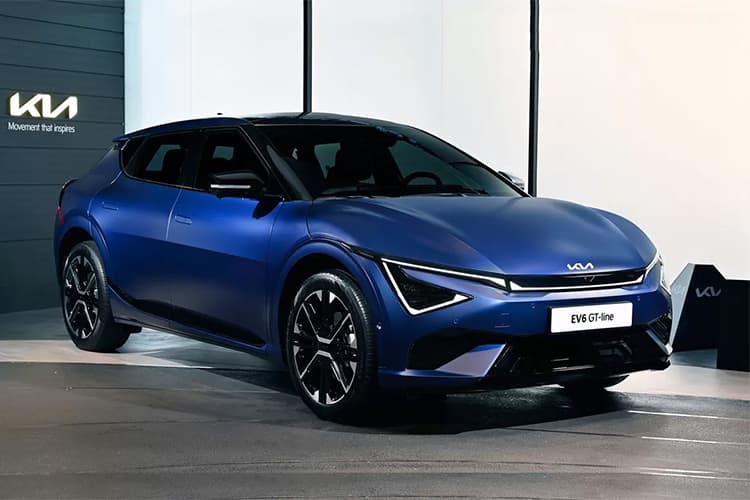 Обновлённый кроссовер Kia EV6 получил другую оптику, изогнутый дисплей и более ёмкую батарею