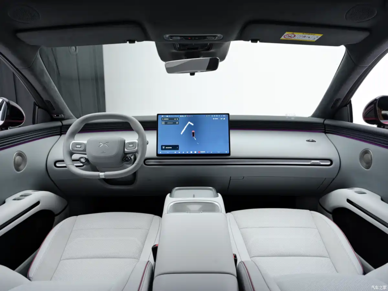 Xpeng Mona L03 SUV с собственным чипом открывает предзаказ в Китае, начиная с 21 100 USD